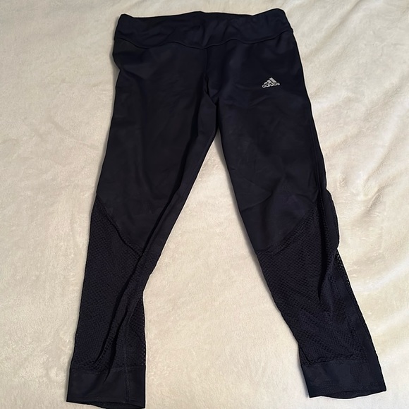 adidas Pants - Adidas size large 7/8 length leggings